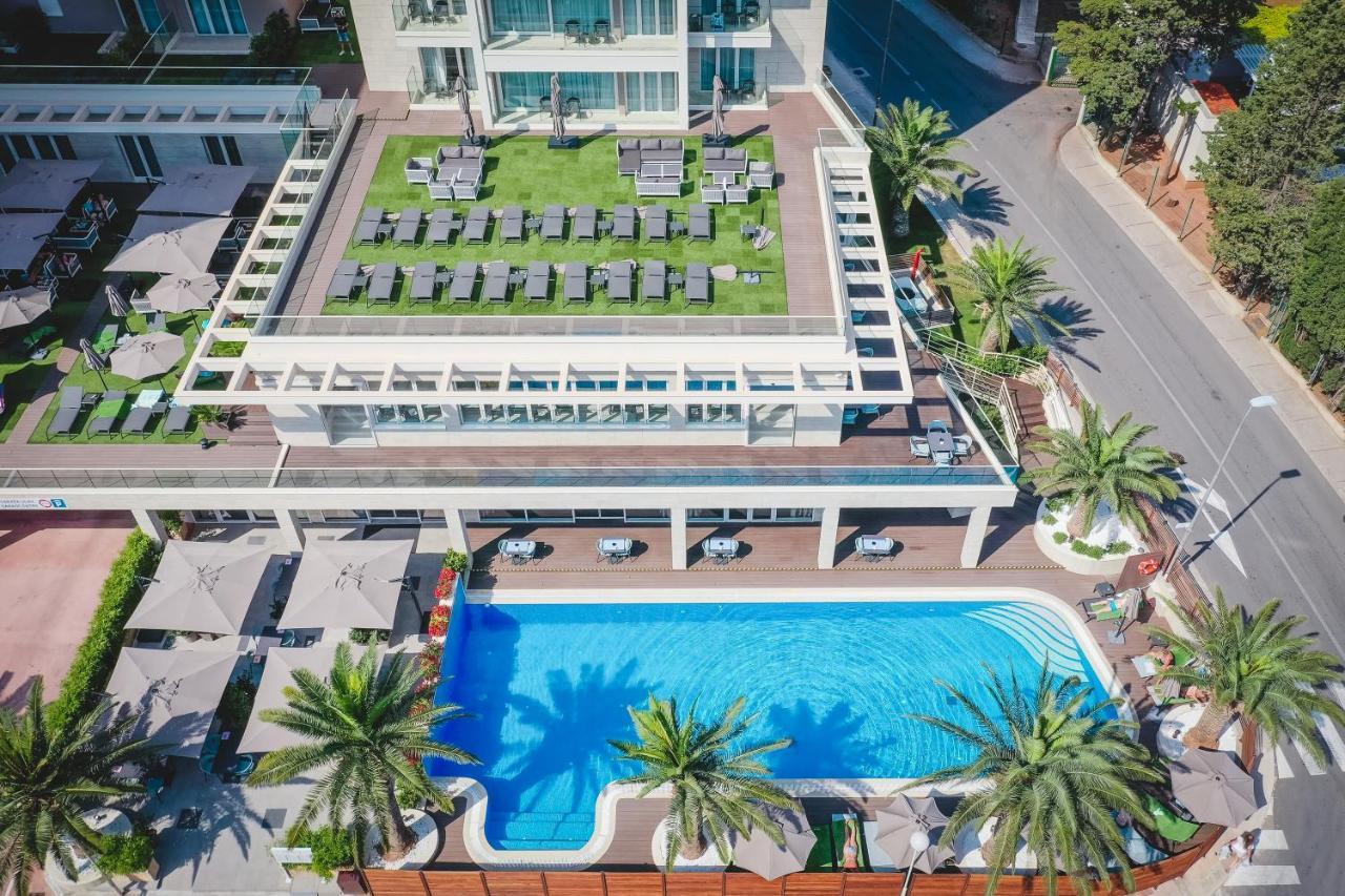Hotel Ami Budva Petrovac 外观 照片