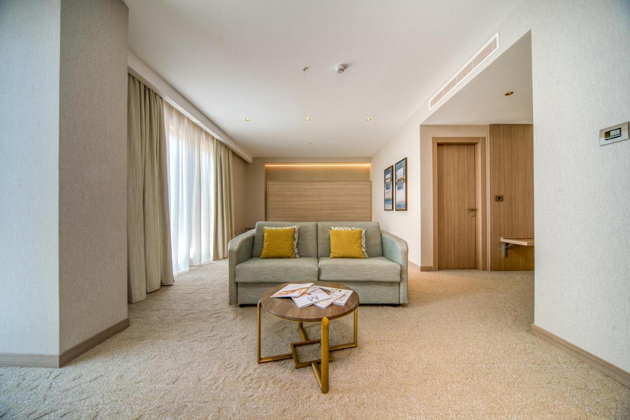 Hotel Ami Budva Petrovac 外观 照片