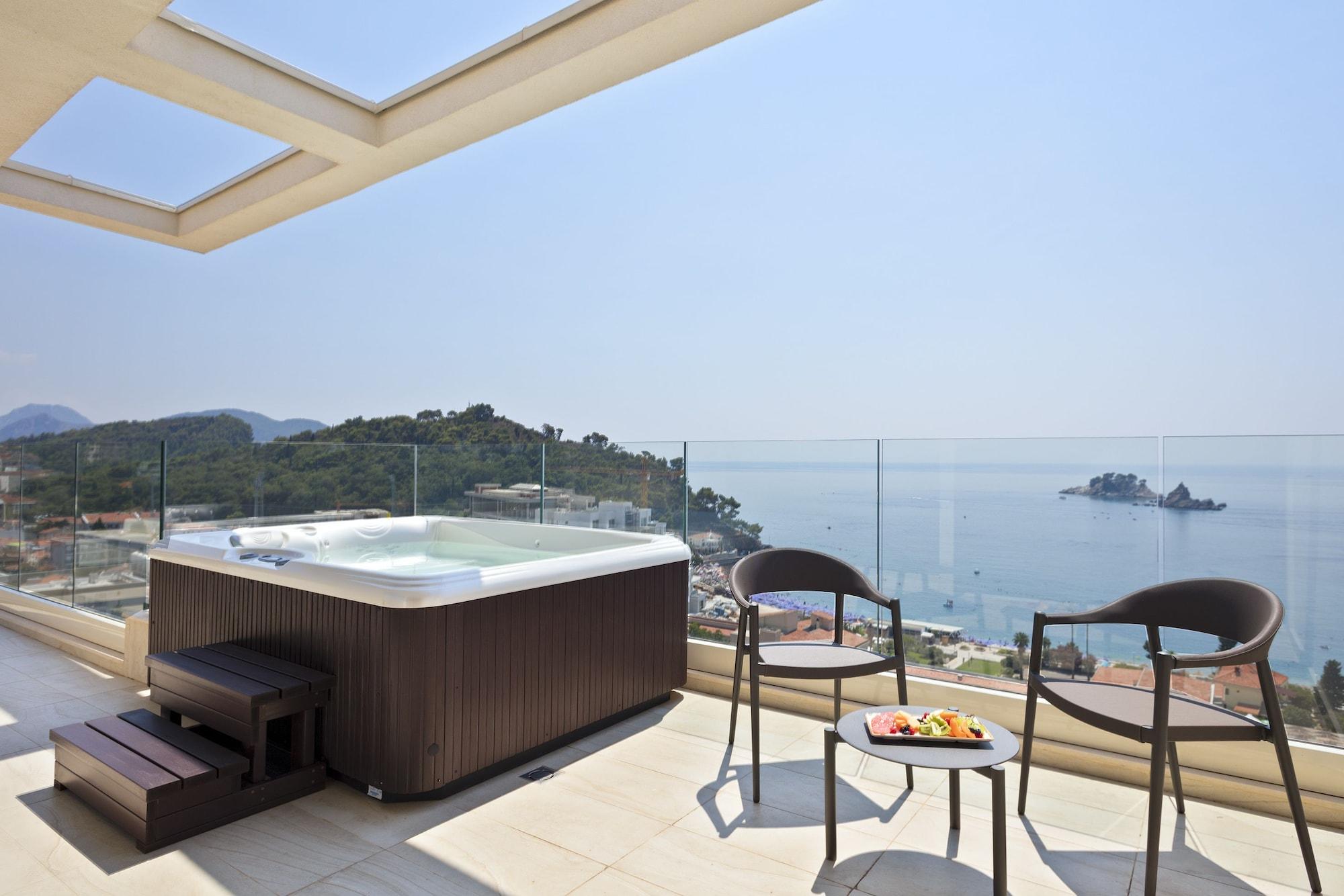 Hotel Ami Budva Petrovac 外观 照片